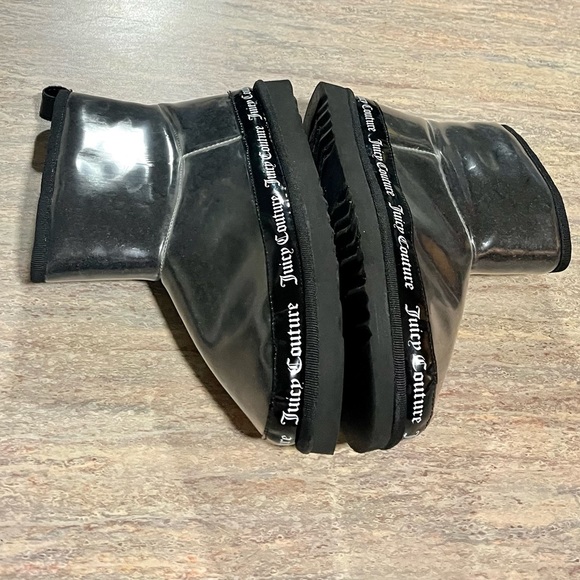 Juicy Couture clear rubber ankle boots with black faux fur - Picture 5 of 13